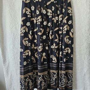 Floral Print Midi Skirt in Navy and Cream
